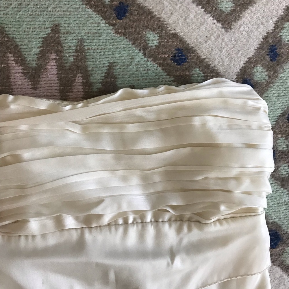 NWT Cream Ruffle Dress - Picture 2 of 4